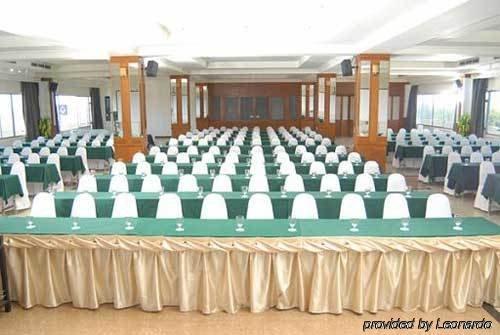 Chakungrao Riverview Hotel Кампхэнгпхет Удобства фото